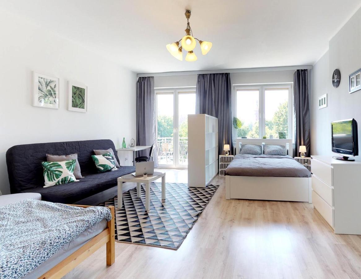 New Whitehouse Rooms Гданск Екстериор снимка