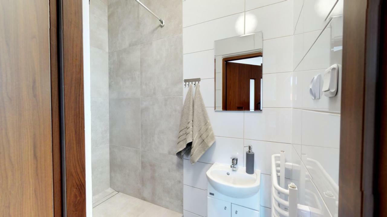 New Whitehouse Rooms Гданск Екстериор снимка