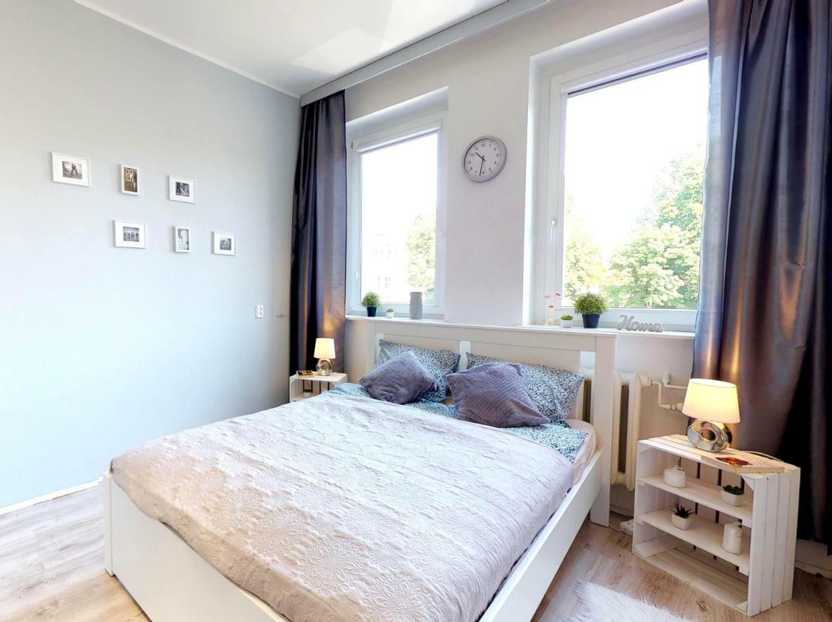 New Whitehouse Rooms Гданск Екстериор снимка